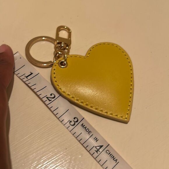 Sexy Little Vintage Handmade Genuine Leather Heart Bag Charm Yellow Keychain - Picture 7 of 7